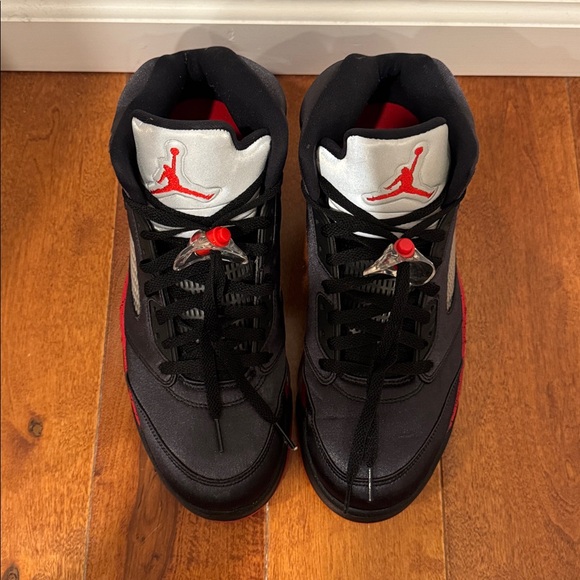 Nike Air Jordan 5 Retro "Satin Bred" in Black and University Red Size 11.5 - Picture 4 of 7